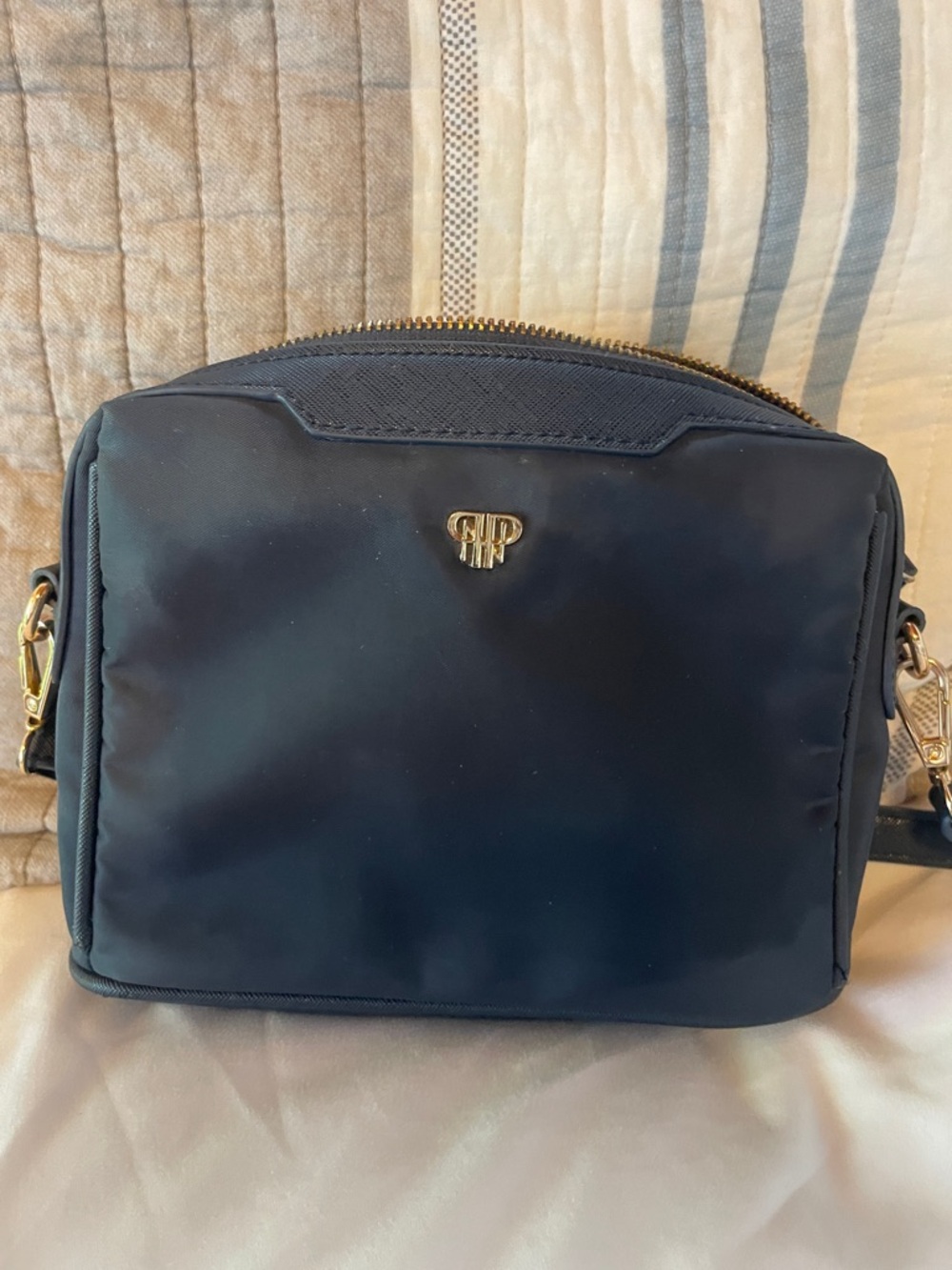 Litt Crossbody bag by PurseN Women's Crossbody Bag - 💡 light inside bag 😊